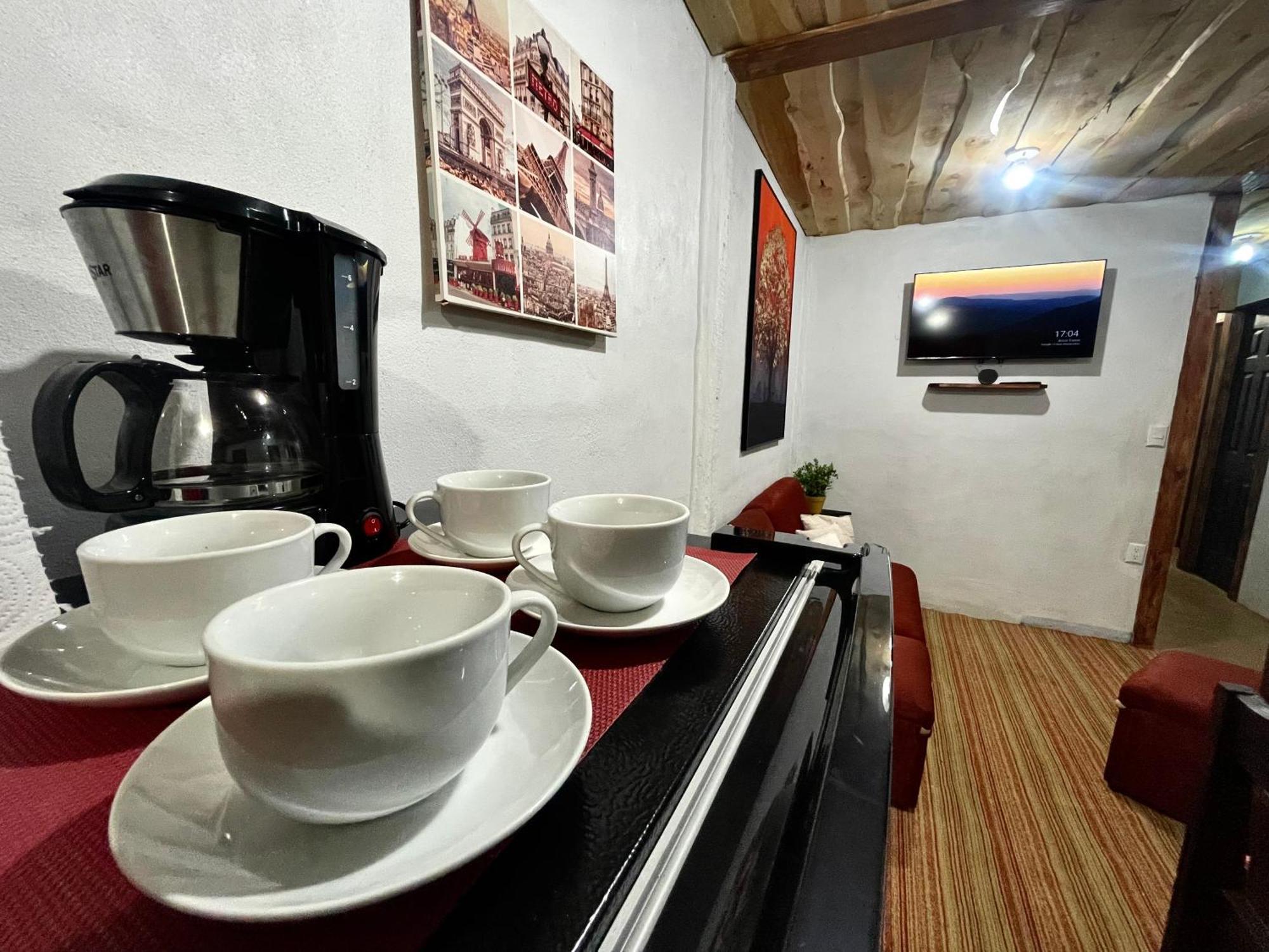 Poas Volcano Rooms Fraijanes Экстерьер фото
